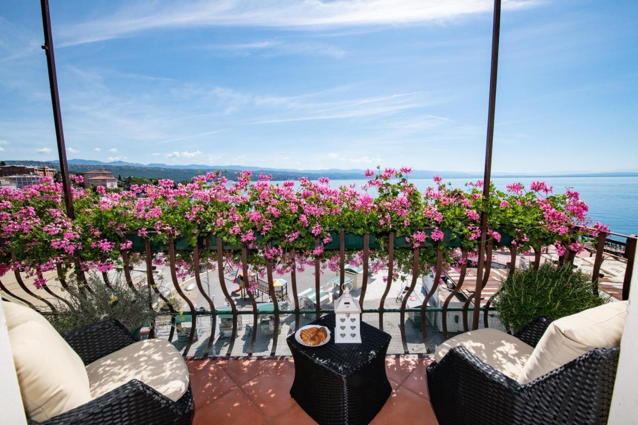 Apartment Opatija Slatina Beach Eksteriør billede